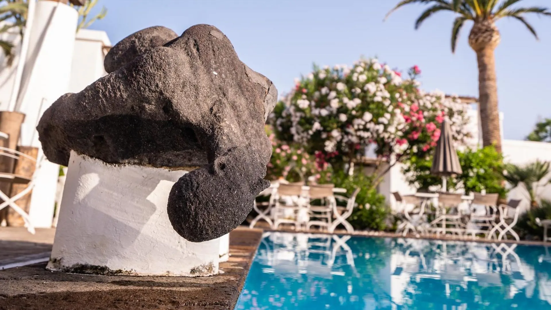 La Sciara Resort Hotel 스트롬볼리 4*,  이탈리아