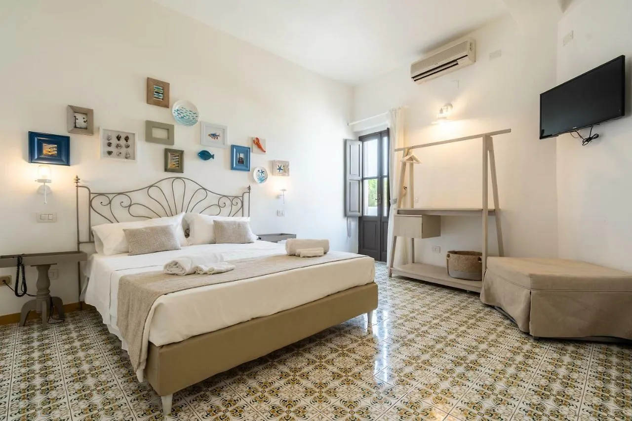 La Sciara Resort Hotel 스트롬볼리