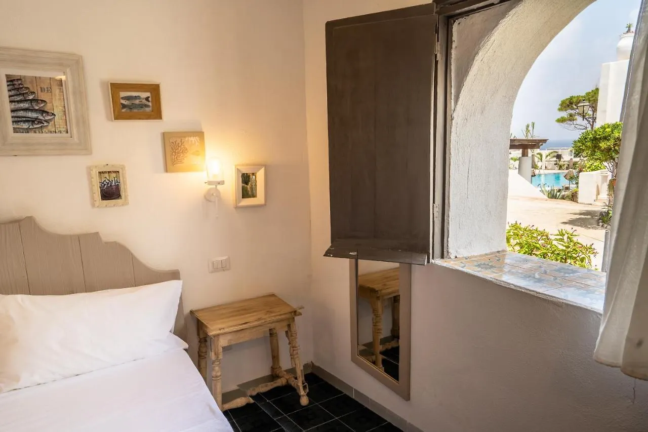 La Sciara Resort Hotel Stromboli 4*,
